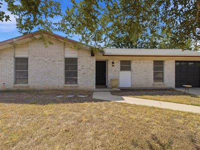Property photo 2 at 1500 Brandt DR - 3 bed 2 bath home