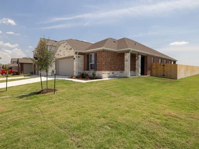 Property photo 4 at 1500 Carriageway DR - 3 bed 2 bath home