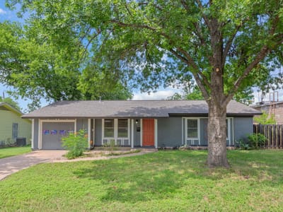 Kitchen at 1500 Fairfield DR - 3 bed 1 bath home