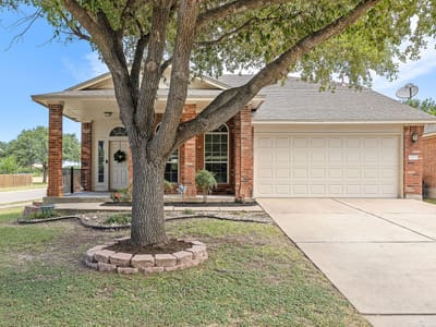 Property photo 3 at 1500 Jackie Robinson PL - 3 bed 2 bath home