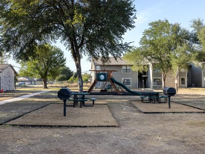 Property photo 5 at 1500 Northwest BLVD Unit #418 - 2 bed 1 bath home