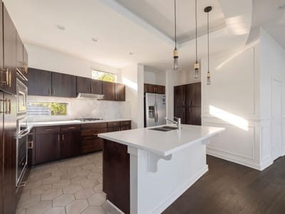 Property photo 5 at 1500 Summit ST Unit #5 - 3 bed 3 bath home