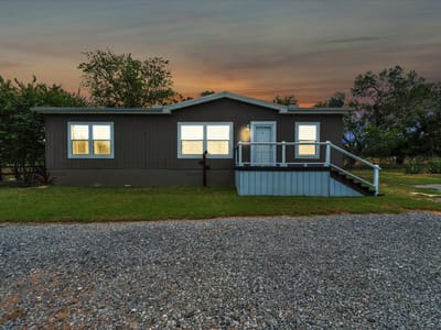 Property photo 2 at 1500 Wattsville RD - 6 bed 4 bath home