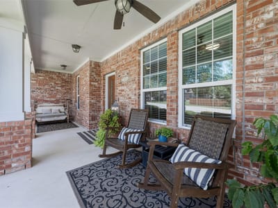 Living area at 1503 Grand Falls DR - 5 bed 2 bath home