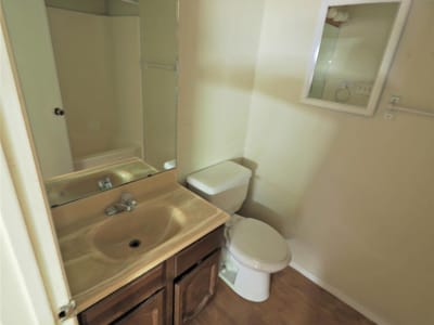Photo 4 of 9 at 1503 Meadows DR - 3 bed 2 bath home