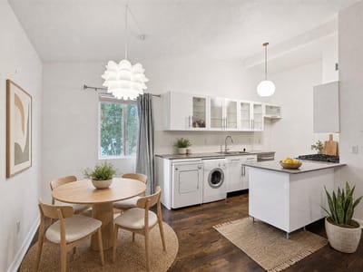 Photo 2 of 22 at 1503 W 9th ST Unit #204 - 1 bed 1 bath home
