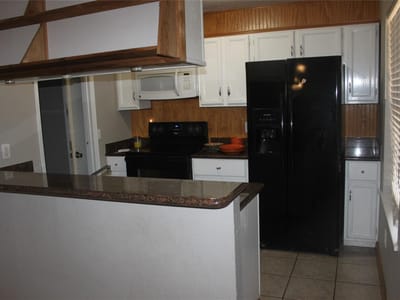 Kitchen at 1504 Lakeview DR - 2 bed 1 bath home