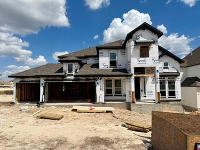 Living area at 1505 Novara TRL - 5 bed 4 bath home
