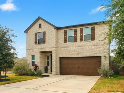 Living area at 1506 Dragonfly Loop - 4 bed 3 bath home