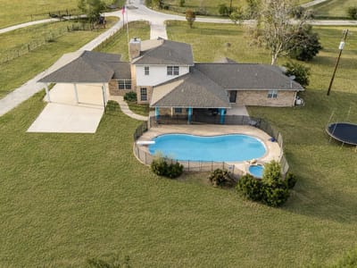 Property photo 2 at 1506 Harwood RD - 5 bed 5 bath home