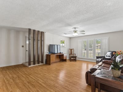 Primary bedroom at 1508 Glen Burnie DR - 4 bed 2 bath home