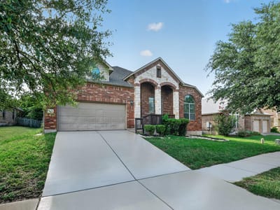 Living area at 1509 Naranjo DR - 3 bed 2 bath home