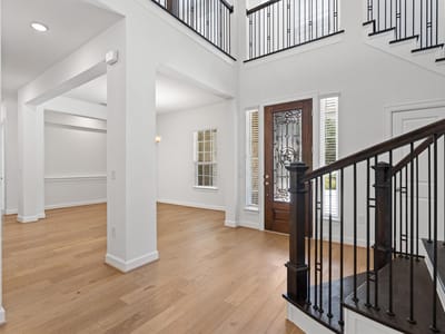 Living area at 15098 Dorothy DR - 5 bed 4 bath home