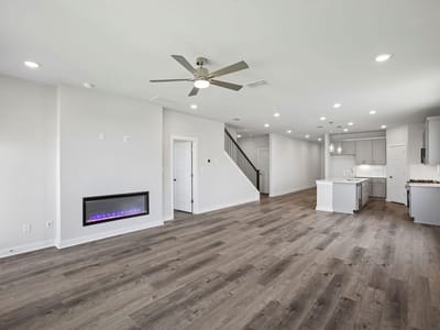 Photo 3 of 15 at 151 Paddle Wheel PATH - 5 bed 3 bath home