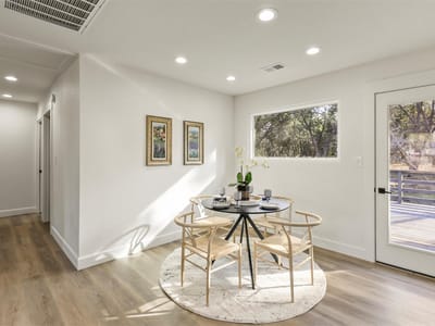 Living area at 151 Star Thistle Trl - 2 bed 2 bath home
