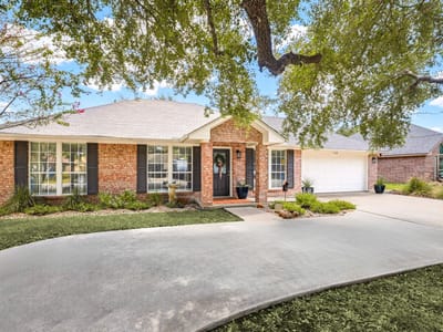 Property photo 3 at 1510 Shadow WALK - 3 bed 2 bath home