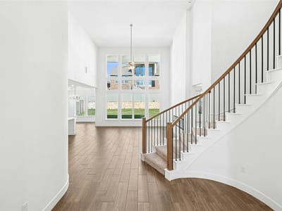 Living area at 1512 Rodeo Ridge Dr - 4 bed 3 bath home