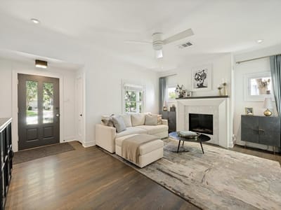 Property photo 4 at 1512 W 30th ST - 2 bed 2 bath home