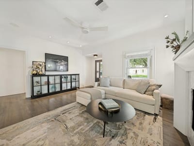 Property photo 5 at 1512 W 30th ST - 2 bed 2 bath home