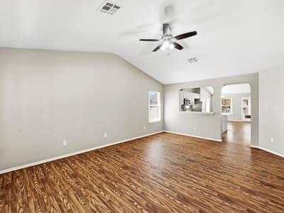 Property photo 4 at 1513 Big Bend DR - 4 bed 2 bath home
