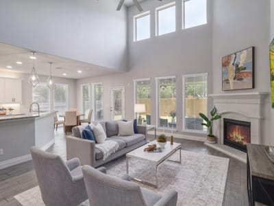 Living area at 1513 Lakeside Ranch RD - 4 bed 3 bath home