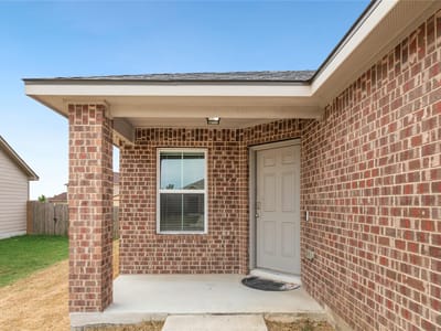 Kitchen at 1517 Birmingham Dr - 4 bed 2 bath home