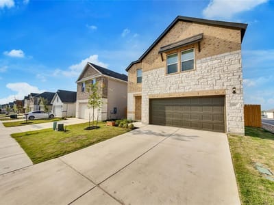Property photo 3 at 152 Breccia TRL - 4 bed 2 bath home