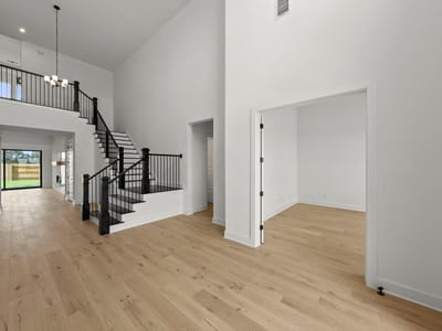 Property photo 5 at 152 Dawn DR - 5 bed 5 bath home