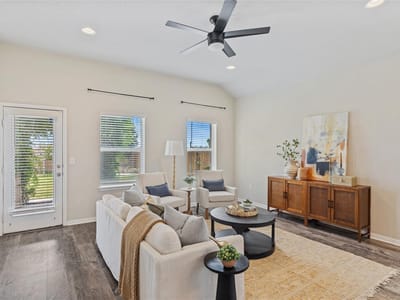 Primary bedroom at 152 Marienfeld LN - 4 bed 2 bath home