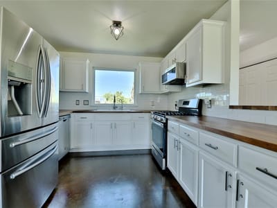 Primary bedroom at 152 Round Up Dr - 3 bed 2 bath home
