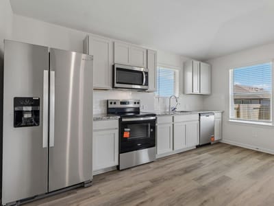 Property photo 4 at 152 Sleep HOLW - 3 bed 2 bath home