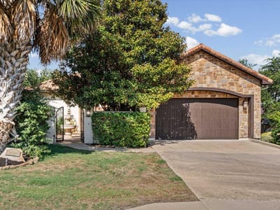 Photo 2 of 20 at 15200 Lariat TRL - 3 bed 2 bath home