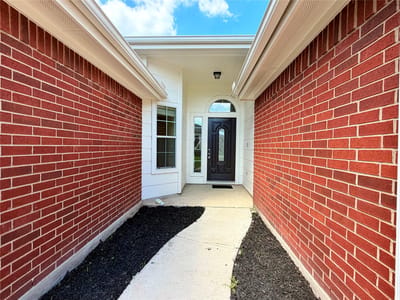 Primary bedroom at 15210 Wideleaf CV - 3 bed 2 bath home