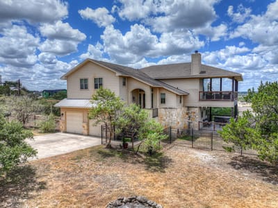 Property photo 3 at 1525 Lakeside DR - 3 bed 2 bath home