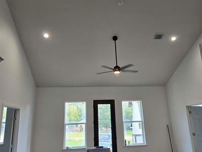 Property photo 5 at 1525 Waco ST - 3 bed 2 bath home