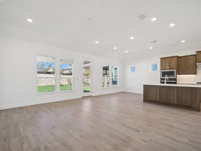 Kitchen at 1528  Dancing Oak Ln - 2 bed 2 bath home
