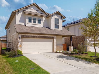 Primary bedroom at 153 Brady Creek WAY - 4 bed 3 bath home