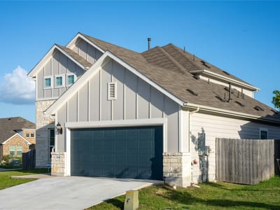 Kitchen at 15309 Grenadine Bloom CV - 4 bed 2 bath home
