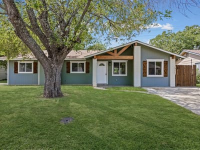 Property photo 3 at 1531 Lahn Rd - 4 bed 2 bath home