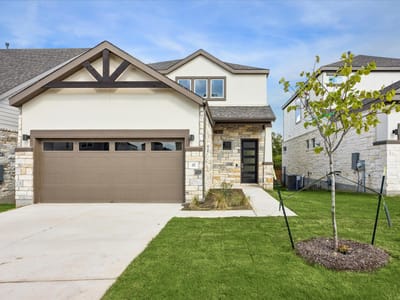 Photo 2 of 16 at 1531 N Red Bud LN Unit #27 - 3 bed 2 bath home