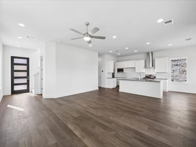 Photo 3 of 16 at 1531 N Red Bud LN Unit #27 - 3 bed 2 bath home