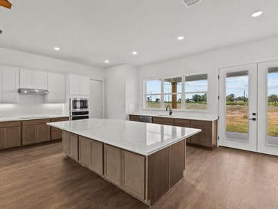 Property photo 5 at 1550 Barth Rd - 4 bed 3 bath home