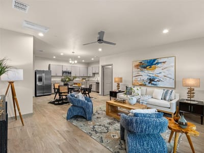 Living area at 1554 Gruene RD Unit #B-3 - 2 bed 2 bath home