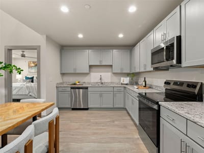 Primary bedroom at 1554 Gruene RD Unit #B-5 - 3 bed 3 bath home