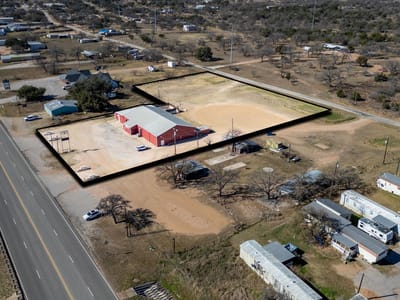 Living area at 15615 E State Highway 29 - Indian Hills, Buchanan Dam, TX