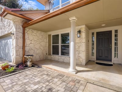 Photo 4 of 38 at 15629 Sambuca CIR - 5 bed 3 bath home