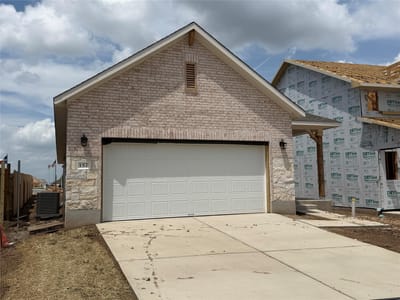 Kitchen at 157 Clover BND - 3 bed 2 bath home