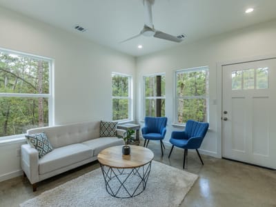 Primary bedroom at 157 Wainee DR - 3 bed 2 bath home
