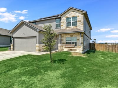 Property photo 2 at 157 Werner DR - 5 bed 3 bath home