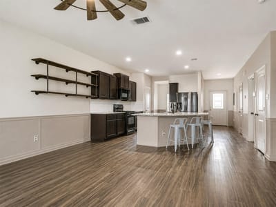 Property photo 4 at 157 Werner DR - 5 bed 3 bath home